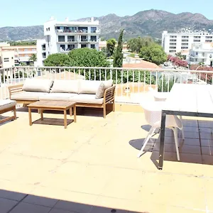 Beautiful Loft, Huge Sunny Terrace, View Over The And Sea , Roses Espagne